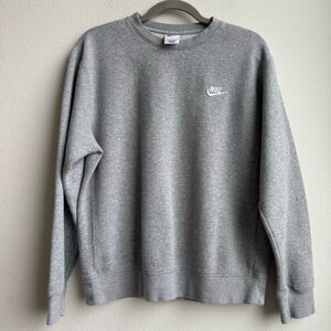 Nike Sweatshirt Small Gray Sportswear Club Fleece Pullover Crewneck BV2662-063